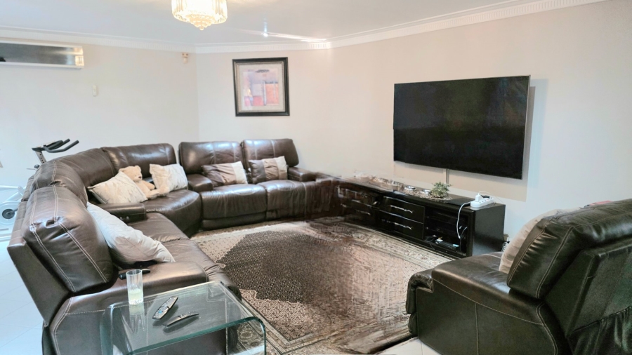 4 Bedroom Property for Sale in Claudius Gauteng
