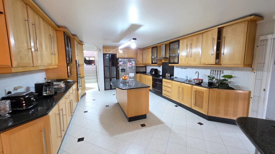 4 Bedroom Property for Sale in Claudius Gauteng