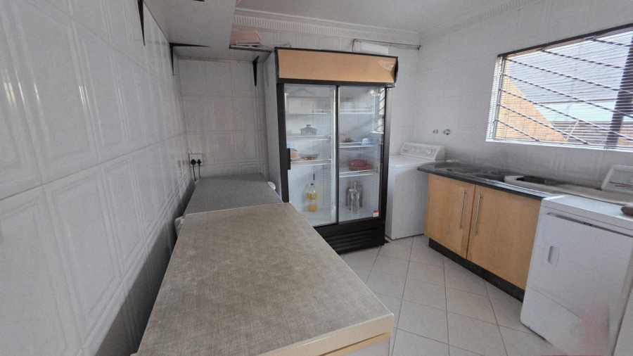 4 Bedroom Property for Sale in Claudius Gauteng