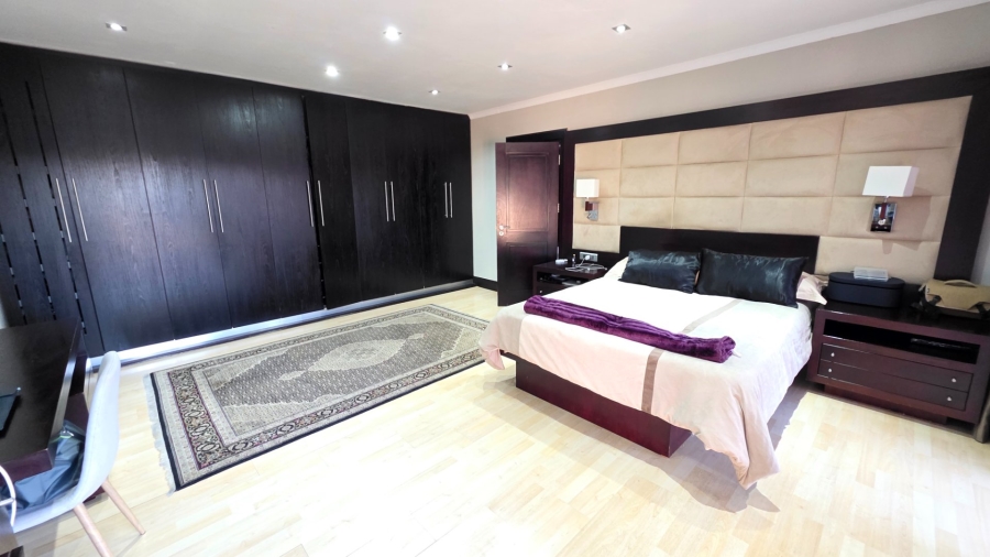 4 Bedroom Property for Sale in Claudius Gauteng