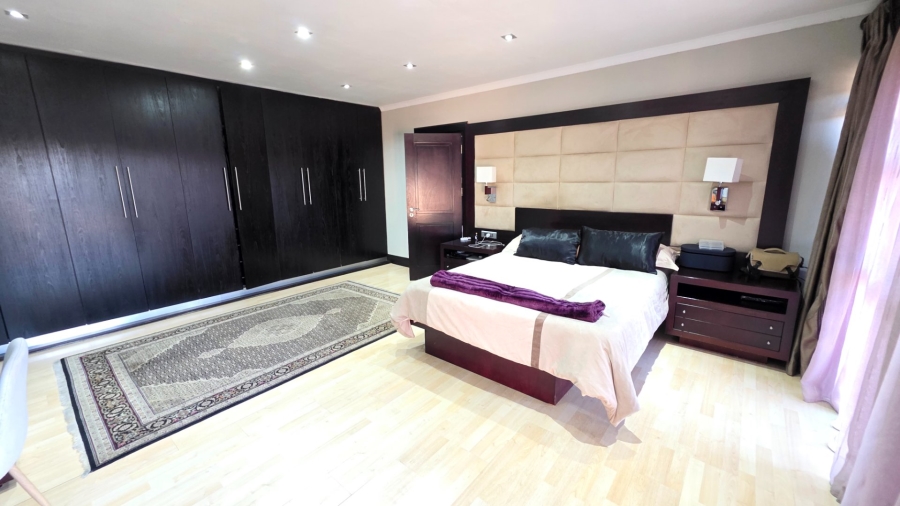 4 Bedroom Property for Sale in Claudius Gauteng