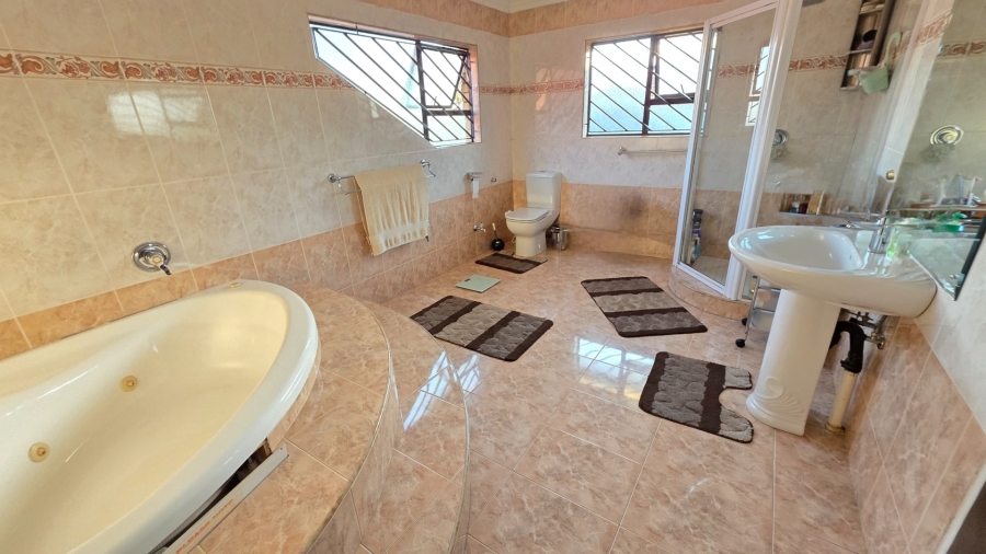 4 Bedroom Property for Sale in Claudius Gauteng
