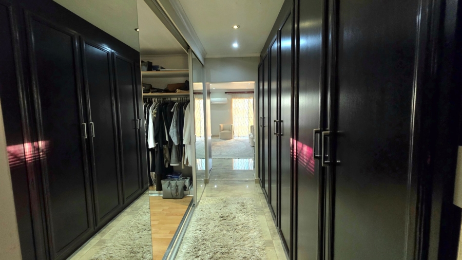 4 Bedroom Property for Sale in Claudius Gauteng