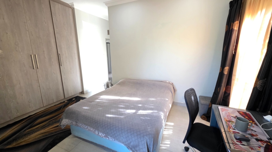 4 Bedroom Property for Sale in Claudius Gauteng