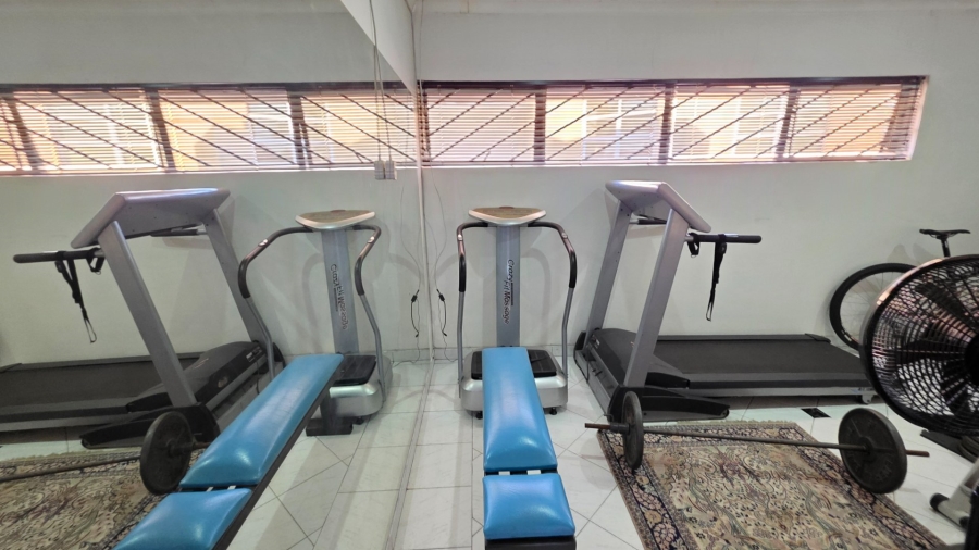 4 Bedroom Property for Sale in Claudius Gauteng