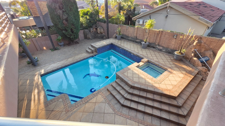 4 Bedroom Property for Sale in Claudius Gauteng