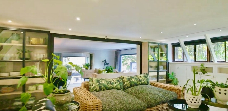 6 Bedroom Property for Sale in Doornkloof Gauteng