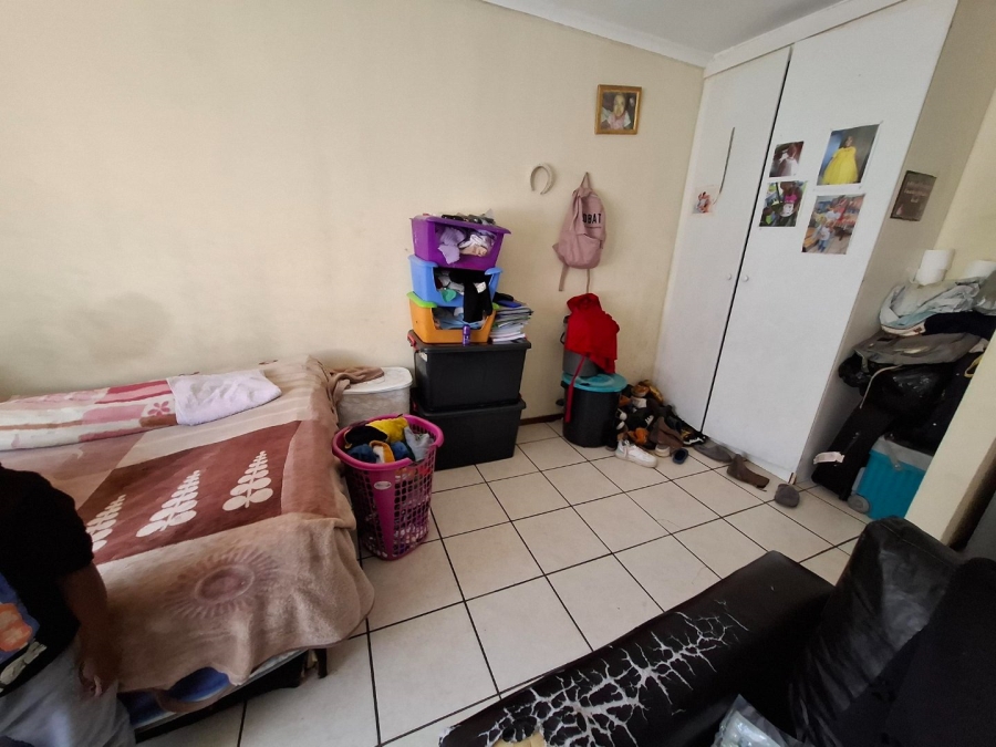 1 Bedroom Property for Sale in Lotus Gardens Gauteng