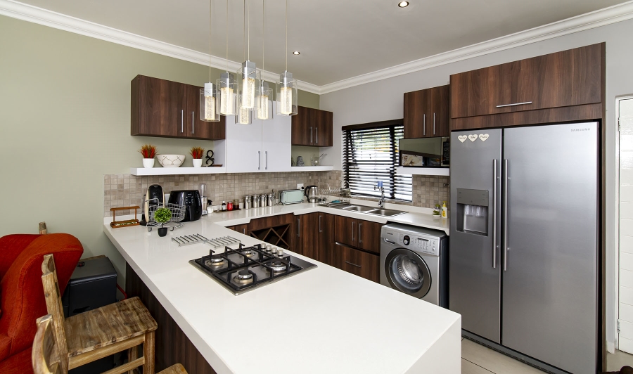 3 Bedroom Property for Sale in Edenvale Central Gauteng
