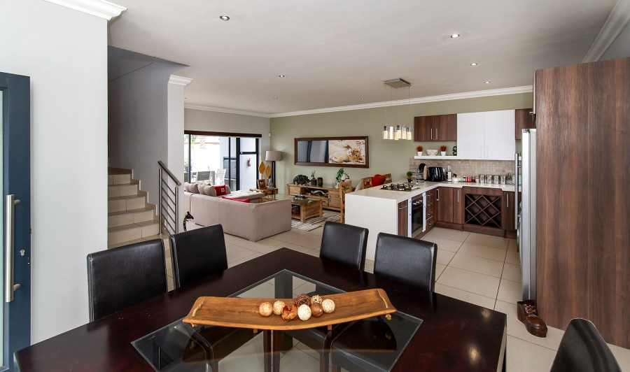 3 Bedroom Property for Sale in Edenvale Central Gauteng