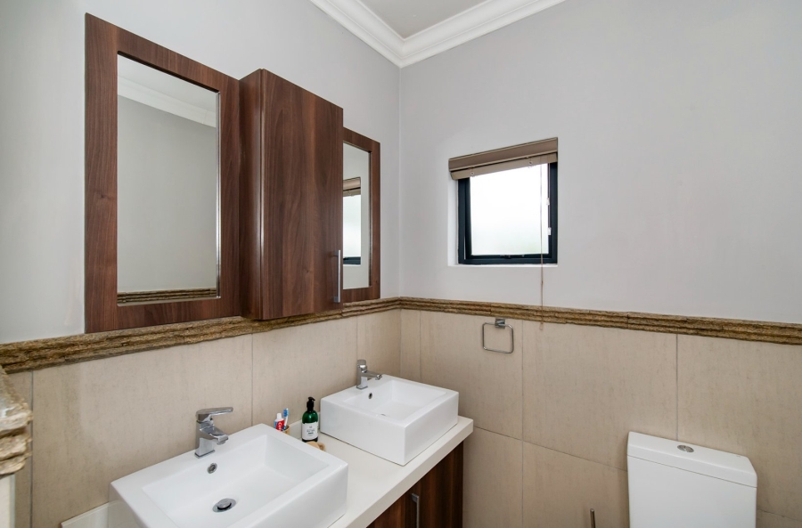 3 Bedroom Property for Sale in Edenvale Central Gauteng