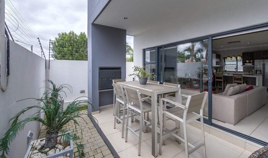3 Bedroom Property for Sale in Edenvale Central Gauteng