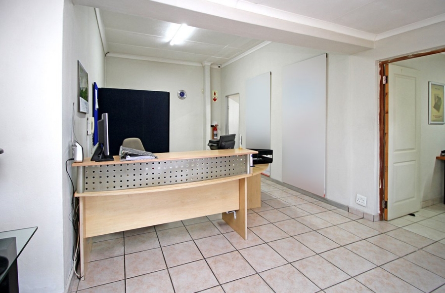 4 Bedroom Property for Sale in Edenvale Central Gauteng