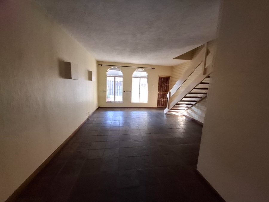 2 Bedroom Property for Sale in Kilner Park Gauteng