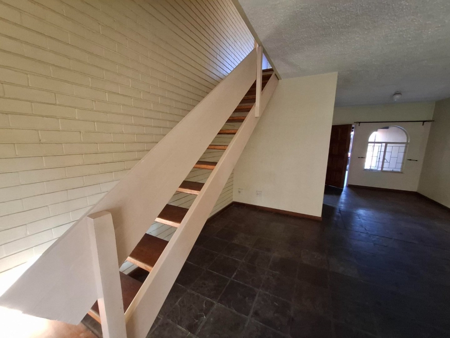 2 Bedroom Property for Sale in Kilner Park Gauteng