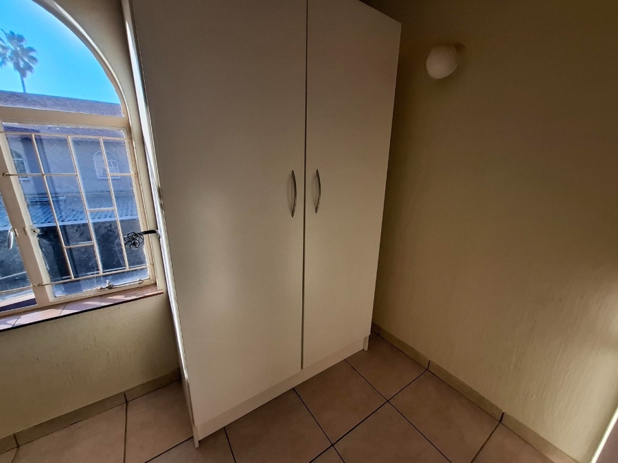 2 Bedroom Property for Sale in Kilner Park Gauteng