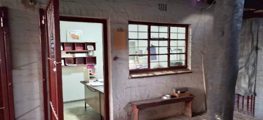 Bedroom Property for Sale in Gezina Gauteng