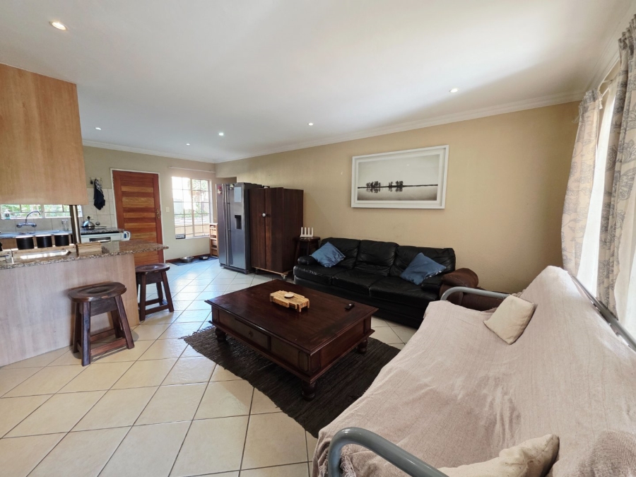 3 Bedroom Property for Sale in La Montagne Gauteng