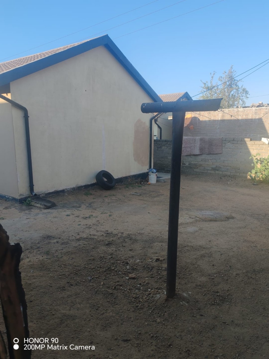 2 Bedroom Property for Sale in Ebony Park Gauteng