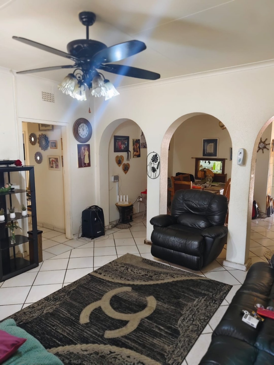 3 Bedroom Property for Sale in Barvallen Gauteng