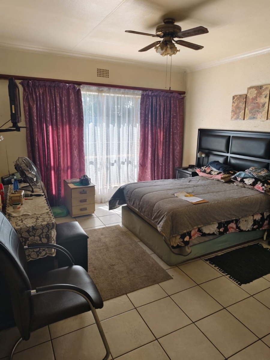 3 Bedroom Property for Sale in Barvallen Gauteng