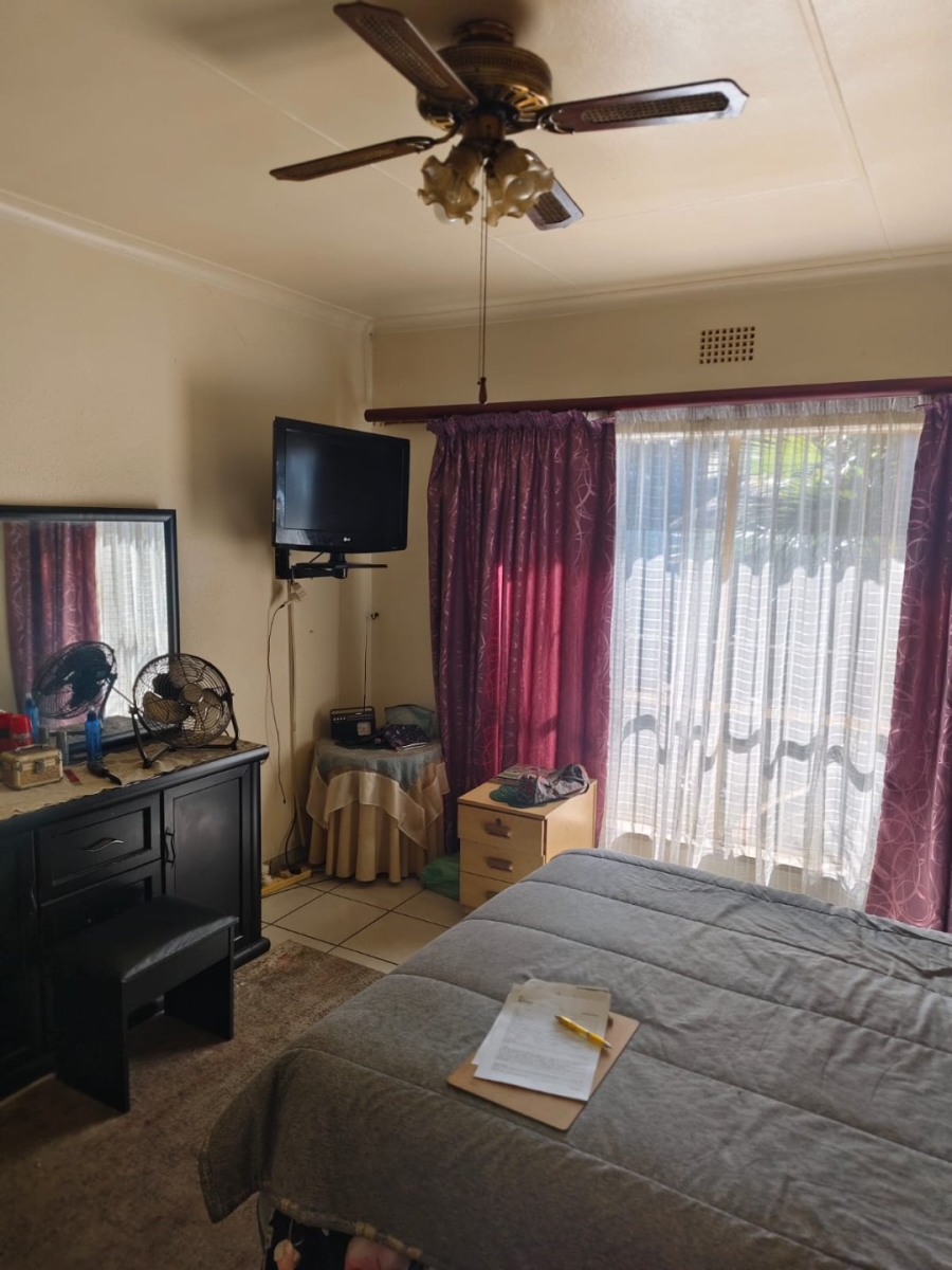 3 Bedroom Property for Sale in Barvallen Gauteng
