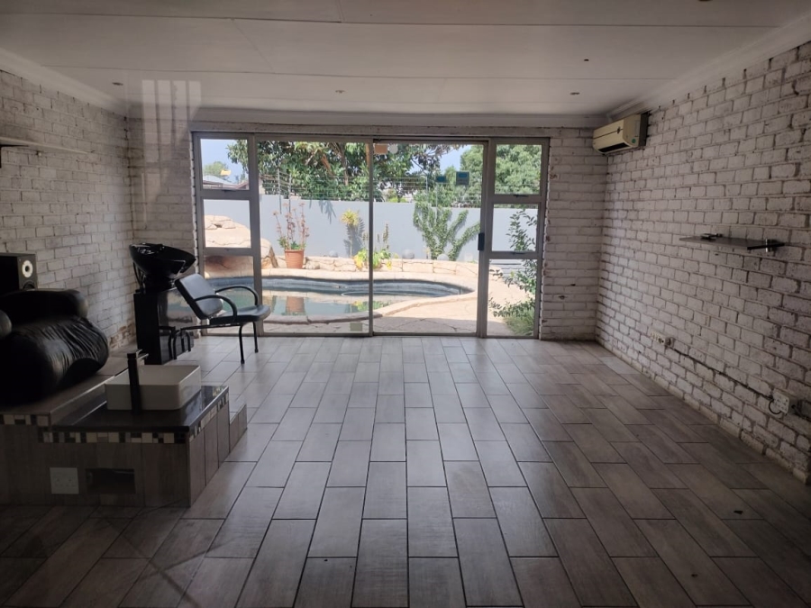 4 Bedroom Property for Sale in Beyers Park Gauteng