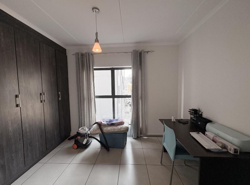 3 Bedroom Property for Sale in Modderfontein Gauteng