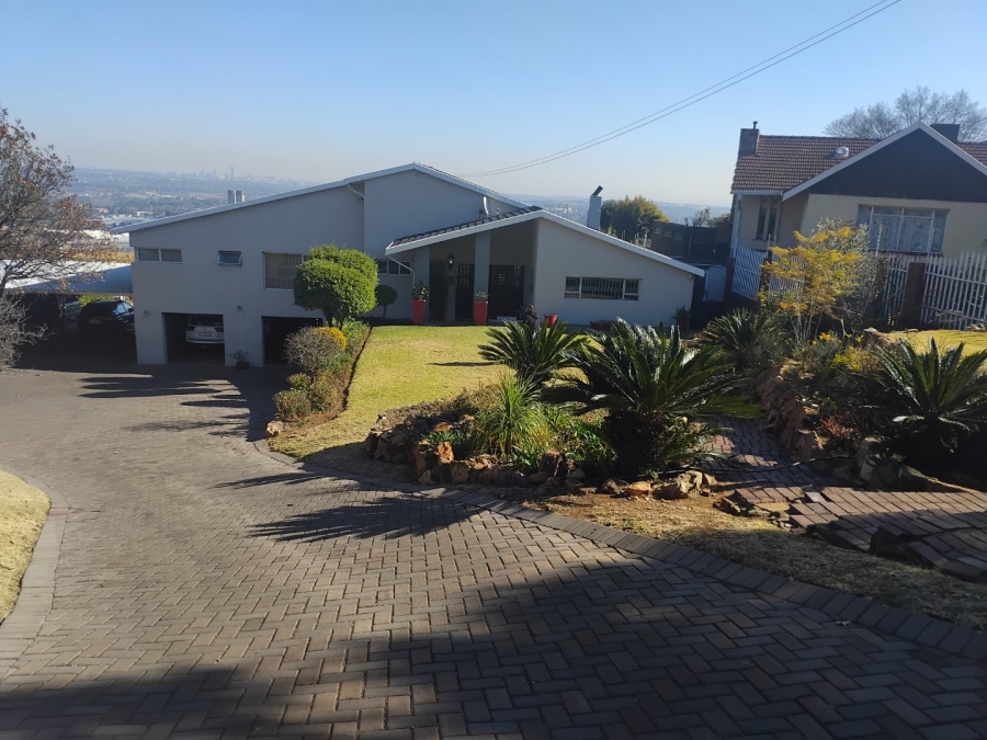 3 Bedroom Property for Sale in Sunnyridge Gauteng