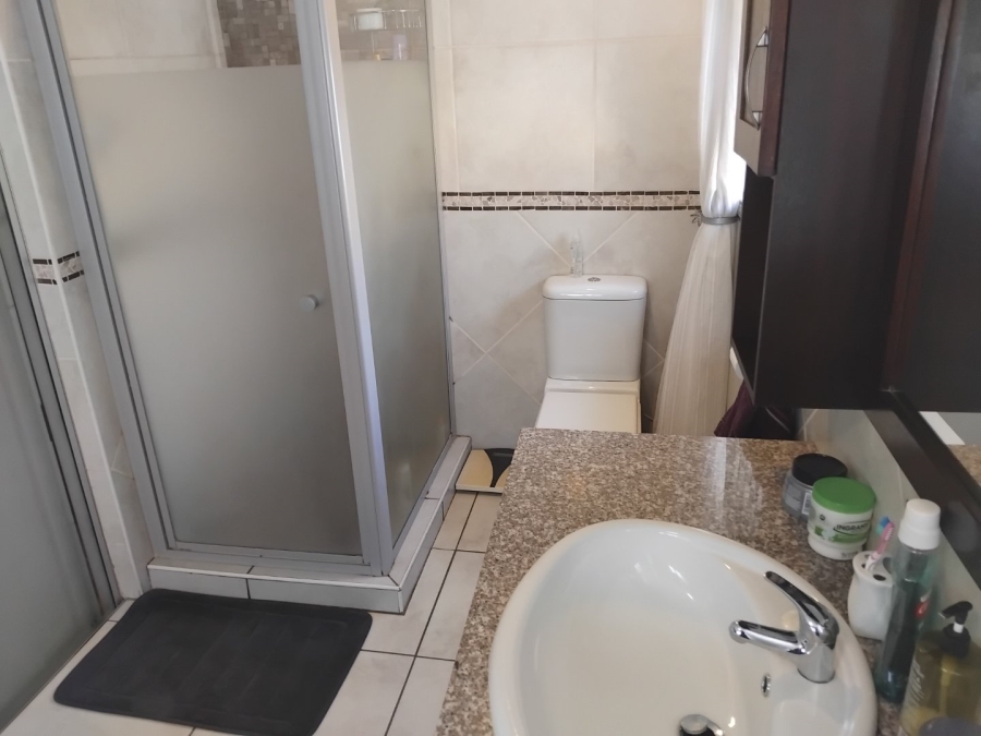 3 Bedroom Property for Sale in Sunnyridge Gauteng