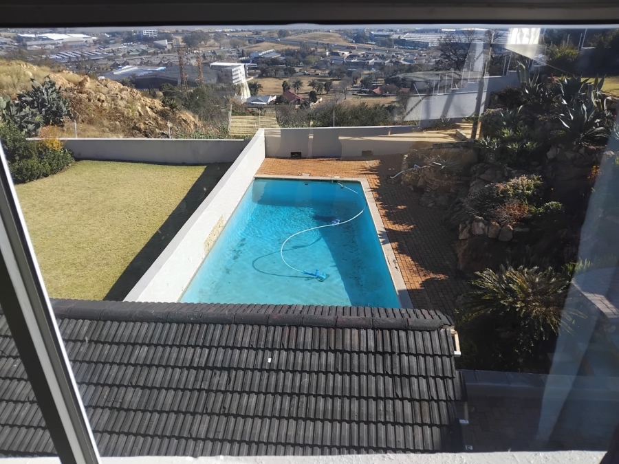 3 Bedroom Property for Sale in Sunnyridge Gauteng