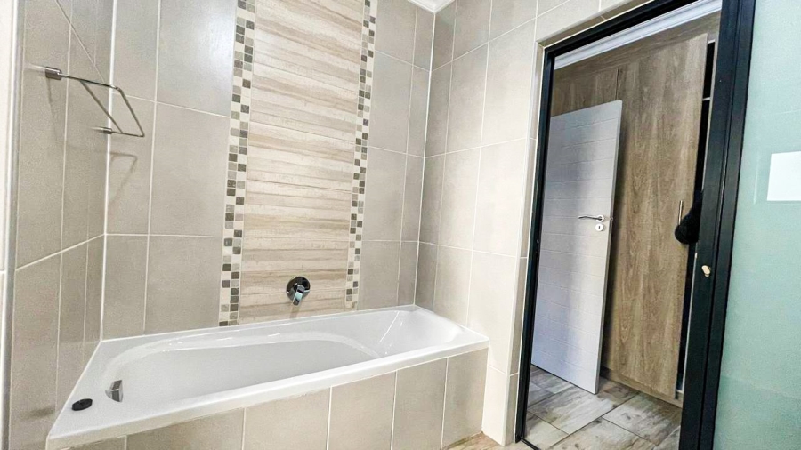 To Let 3 Bedroom Property for Rent in Carlswald Gauteng