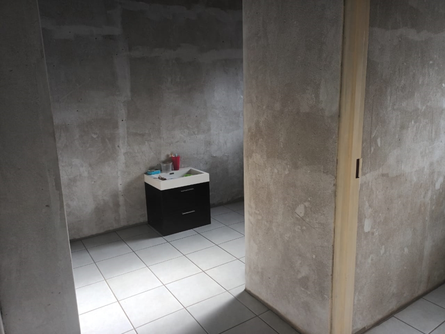 4 Bedroom Property for Sale in Vosloorus Gauteng
