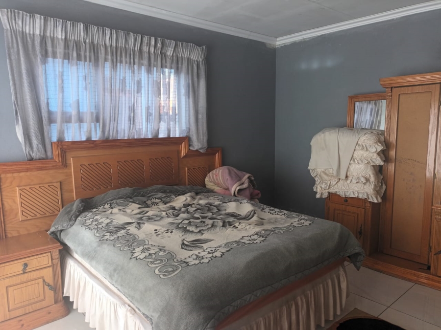 4 Bedroom Property for Sale in Vosloorus Gauteng