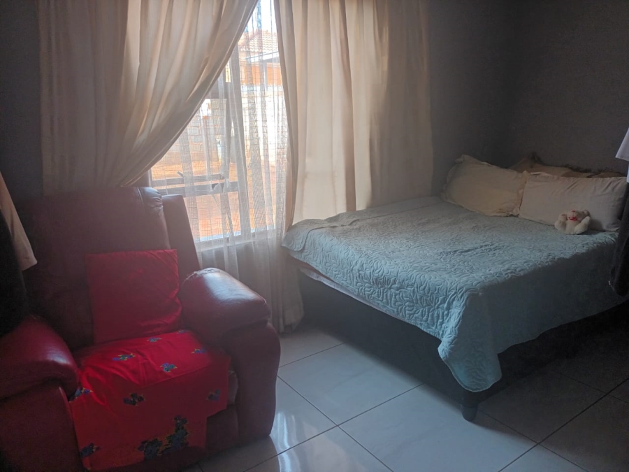 4 Bedroom Property for Sale in Vosloorus Gauteng