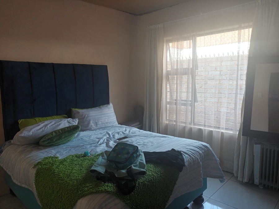 4 Bedroom Property for Sale in Vosloorus Gauteng