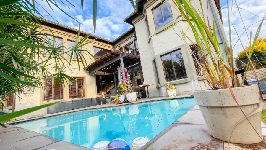 5 Bedroom Property for Sale in Midstream Estate Gauteng