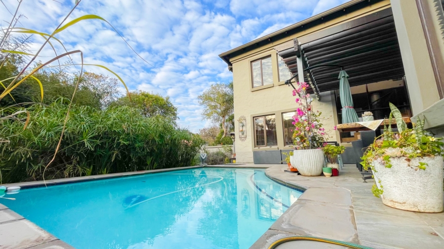 5 Bedroom Property for Sale in Midstream Estate Gauteng