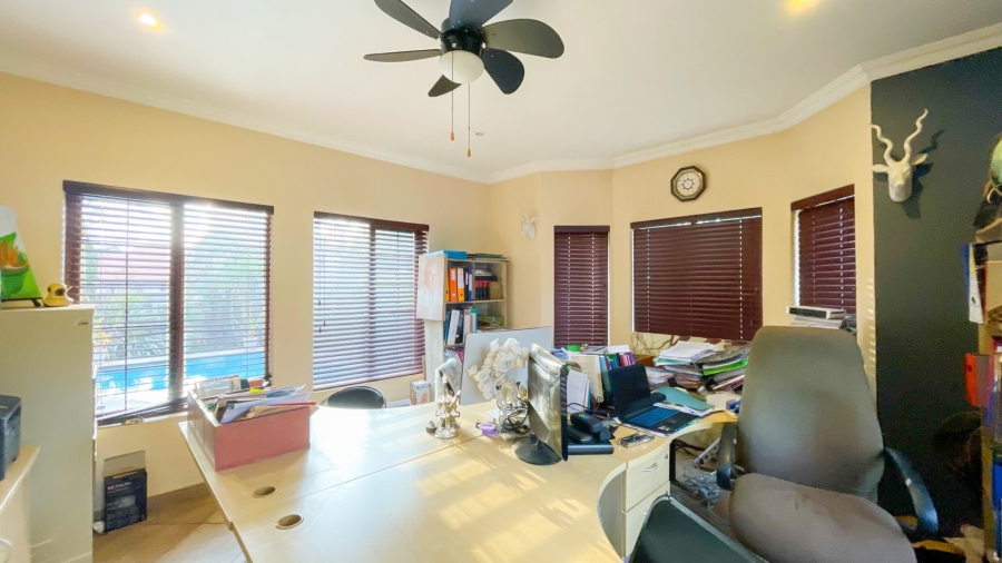 5 Bedroom Property for Sale in Midstream Estate Gauteng