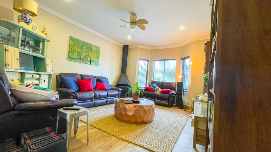 5 Bedroom Property for Sale in Midstream Estate Gauteng