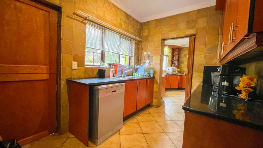 5 Bedroom Property for Sale in Midstream Estate Gauteng