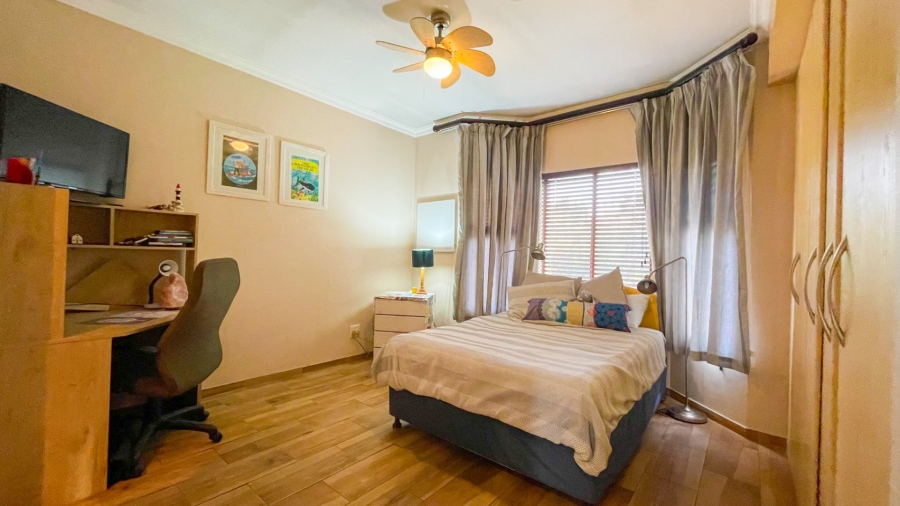 5 Bedroom Property for Sale in Midstream Estate Gauteng