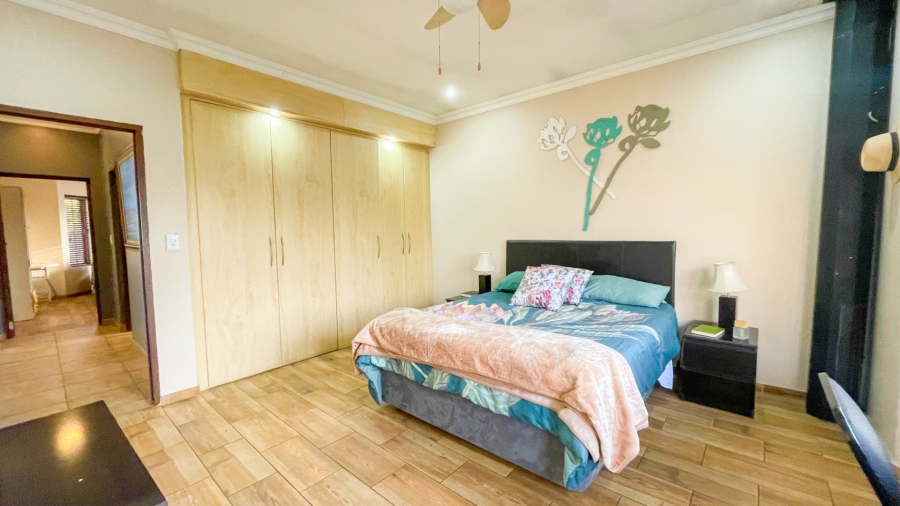 5 Bedroom Property for Sale in Midstream Estate Gauteng