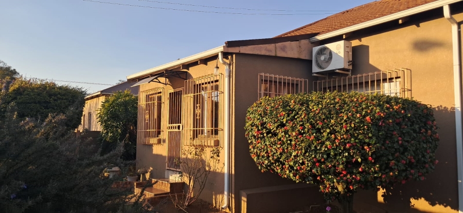 4 Bedroom Property for Sale in Primrose East Gauteng