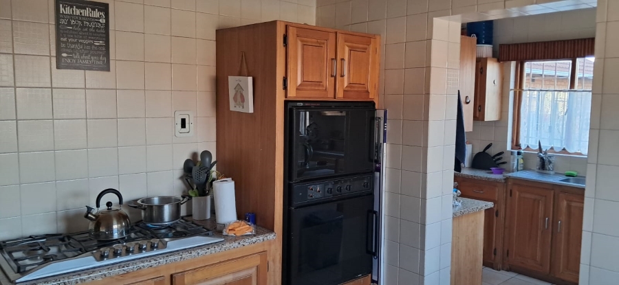 4 Bedroom Property for Sale in Primrose East Gauteng