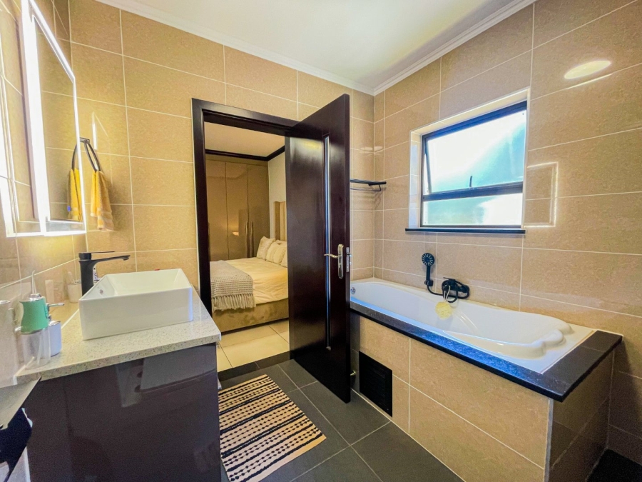 2 Bedroom Property for Sale in Carlswald Gauteng
