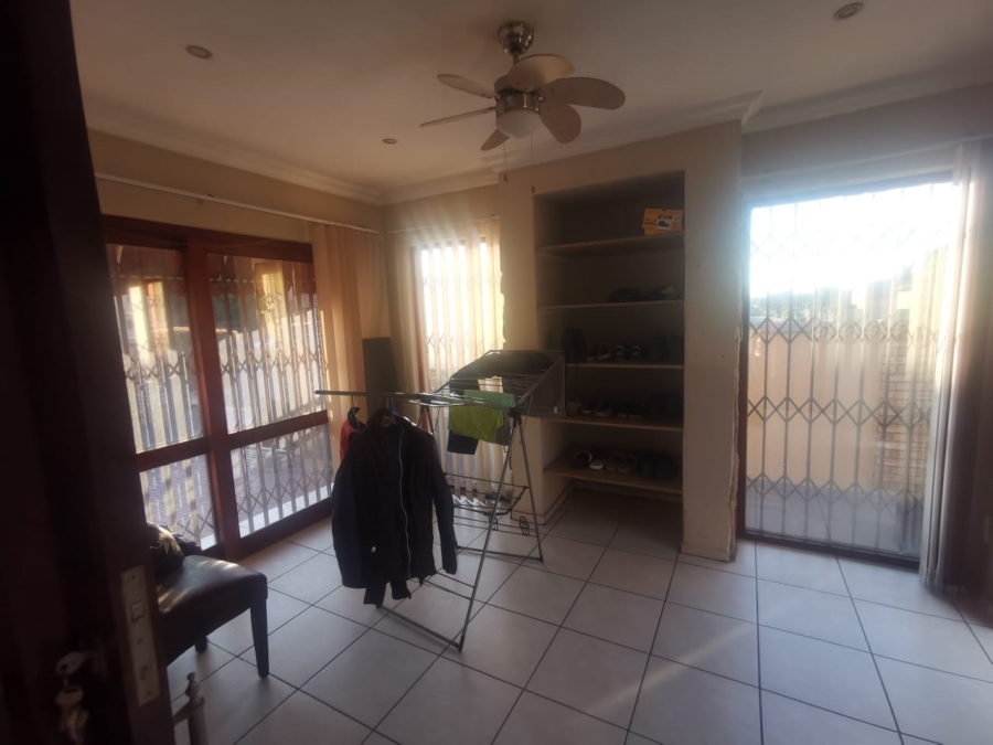 3 Bedroom Property for Sale in Hughes Gauteng