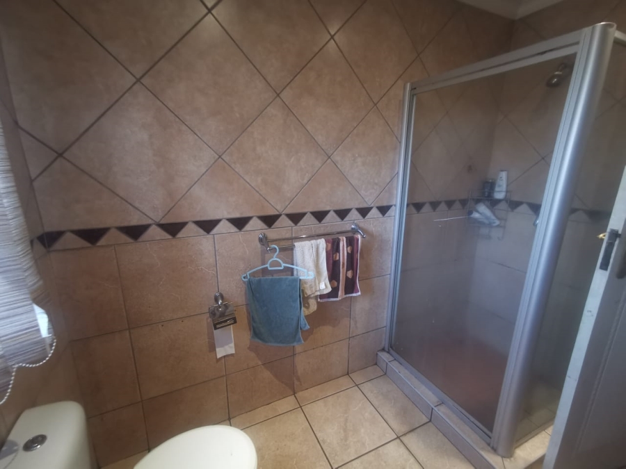 3 Bedroom Property for Sale in Hughes Gauteng
