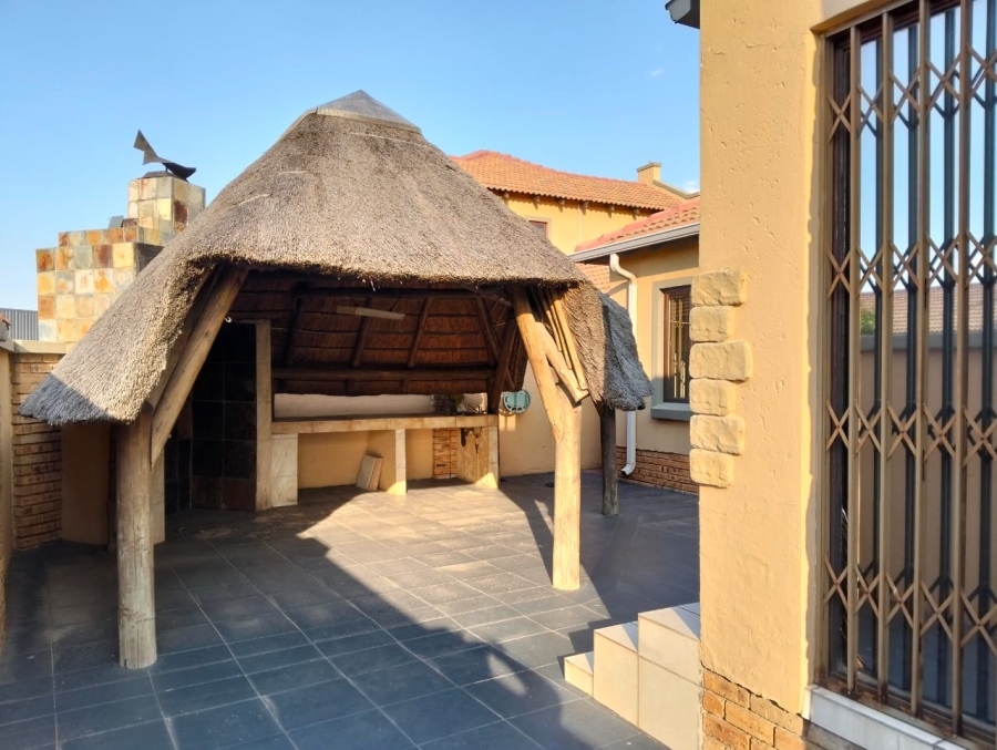 3 Bedroom Property for Sale in Hughes Gauteng