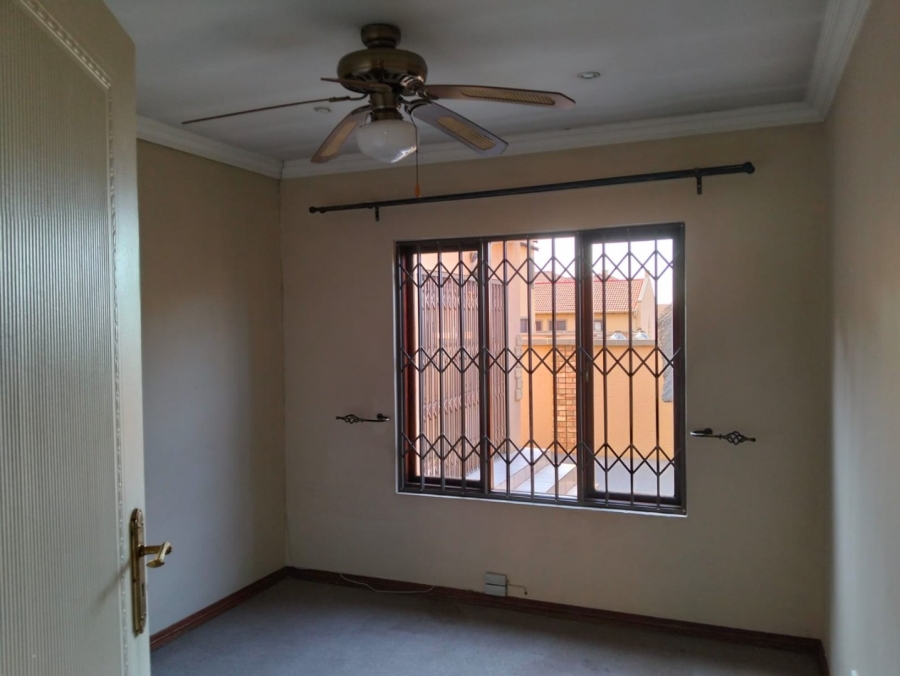 3 Bedroom Property for Sale in Hughes Gauteng